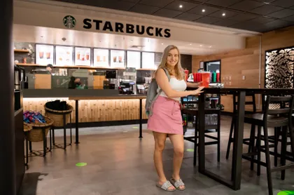 Meg Stefek in Starbucks 